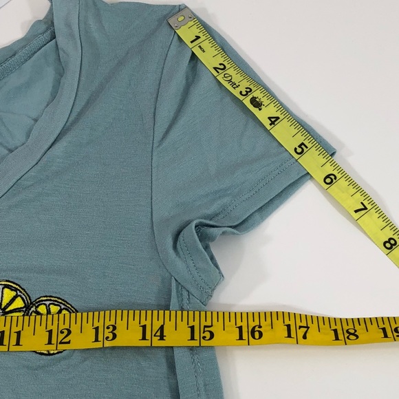 Rebellious One Embroidered Fruit Graphic Tee M - Picture 7 of 8